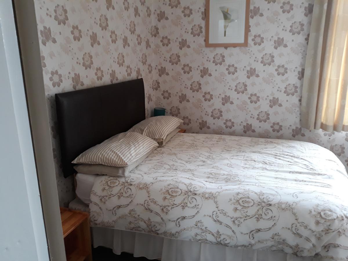 Ocean View Apartment Rhyl Bagian luar foto